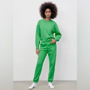 Zara Green sweatpants